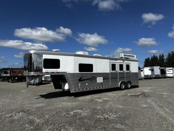 2009 Bloomer Trailers Evolution 10th Anniversary Edition 3-H 11′ LQ