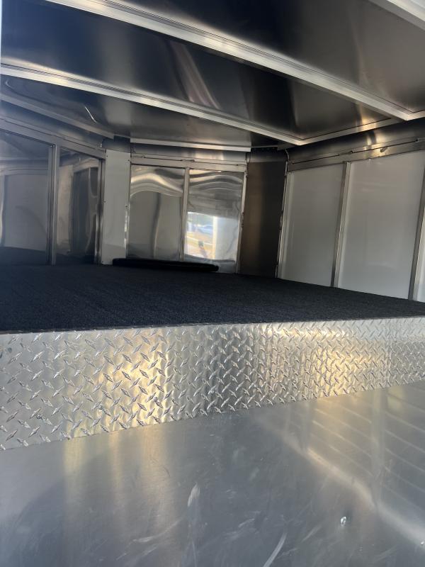 2022 Sundowner 3 Horse Slant GN Trailer - Image 8