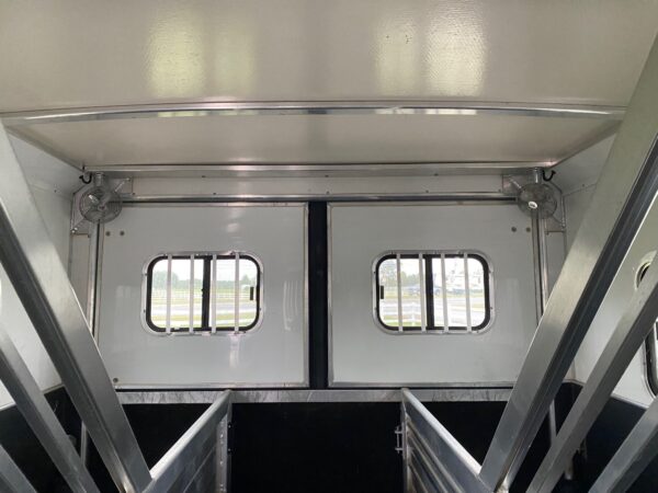 2023 CIMARRON NORSTAR 6 HORSE HEAD TO HEAD TRAILER - Image 12