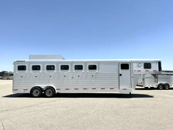 2015 Sooner 6 Horse Gooseneck - Image 7