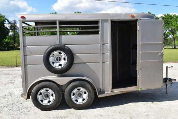 2010 Calico 2 Horse Trailer - Image 13