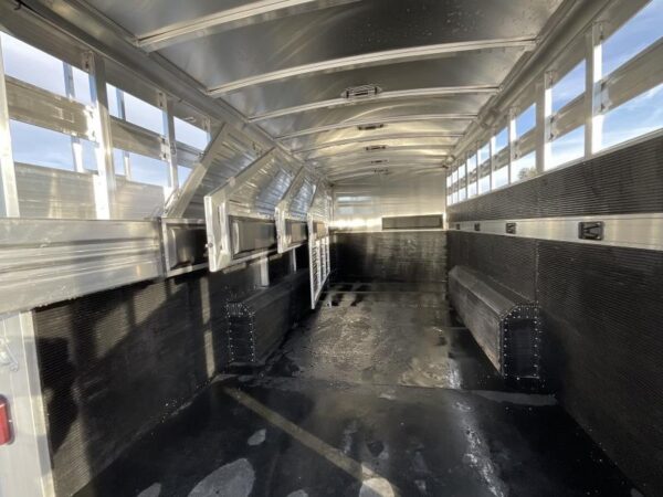 NEW 2024 Elite Trailers 5 Horse Stock Combo BP Horse Trailer - Image 17