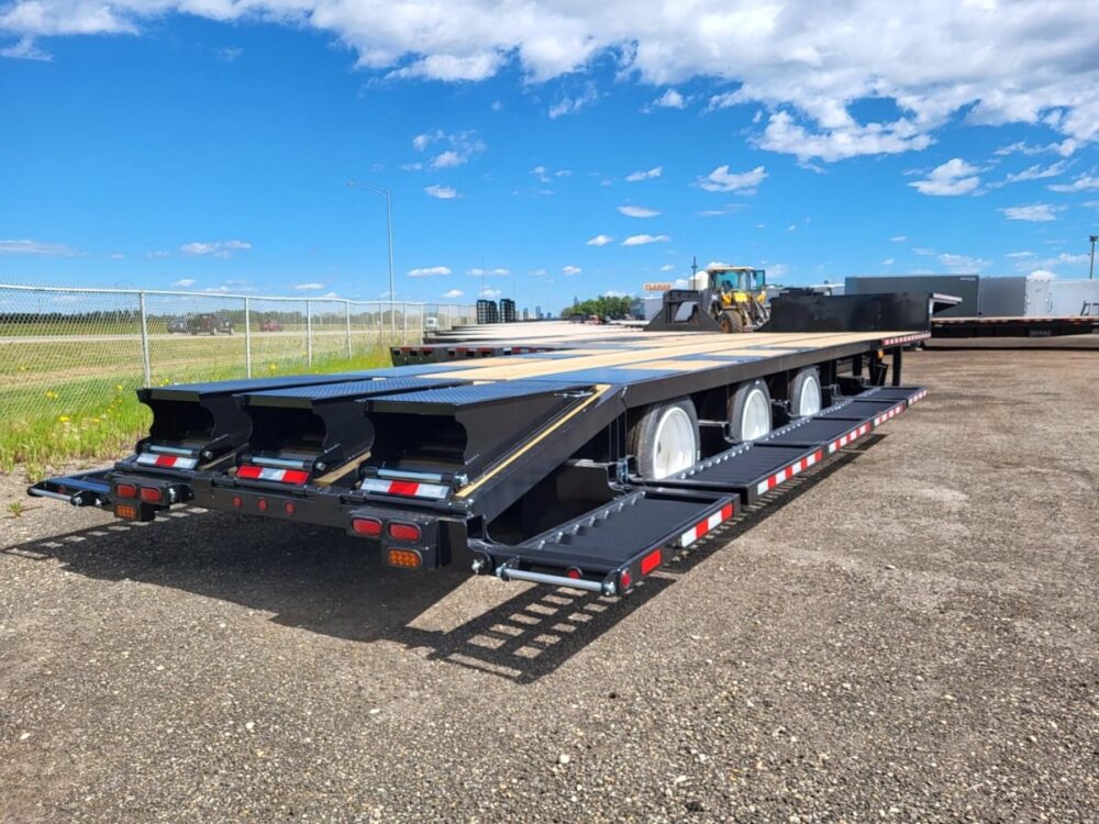 2025 Behnke Fifth Wheel High Clearance Sprayer Trailer - Image 4