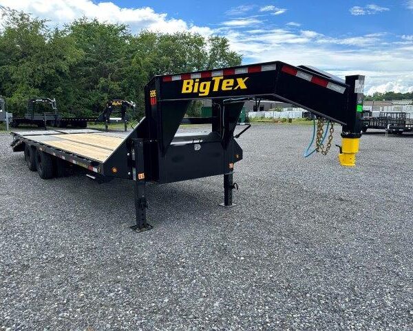 Big Tex 8.5 x 25 Gooseneck Deckover Equipment Trailer