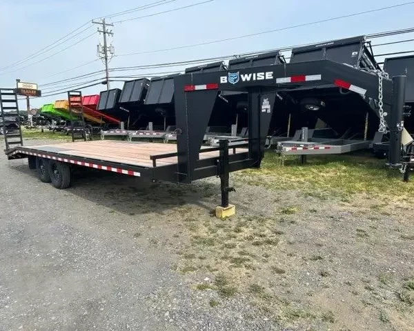 BWise 8.5 x 24 Gooseneck Equipment Trailer – Ladder Ramps