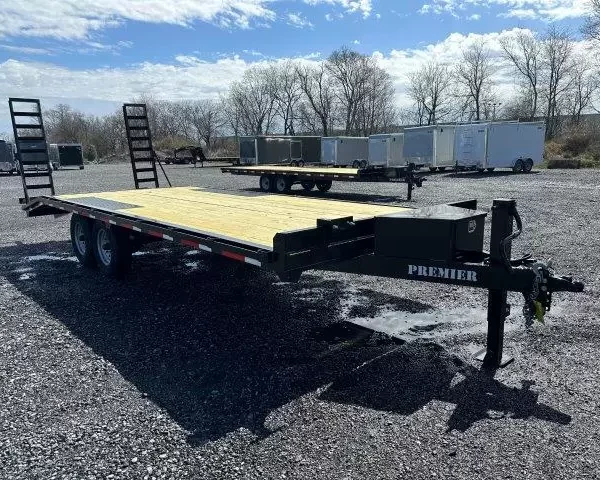 Premier 8.5 x 22 Deckover Equipment Trailer – Ladder Ramps