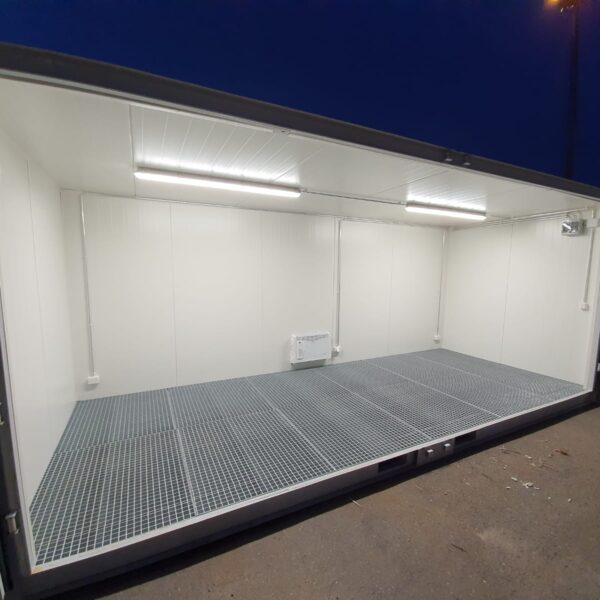 20’ insulated hazardous waste container, side opening