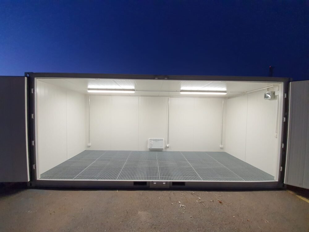 20’ insulated hazardous waste containers, side opening - Image 4